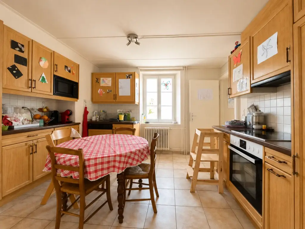 Immeuble de 3 appartements situé au centre du village