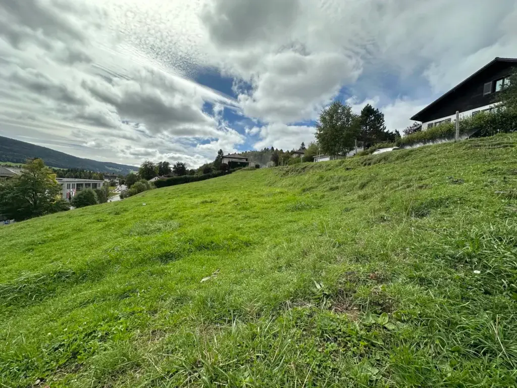 Terrain constructible avec permis de construire