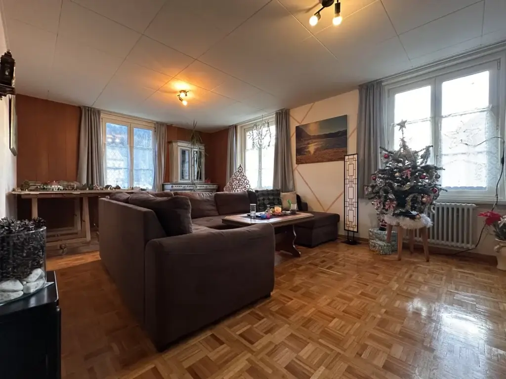 Immeuble de 3 appartements situé au centre du village