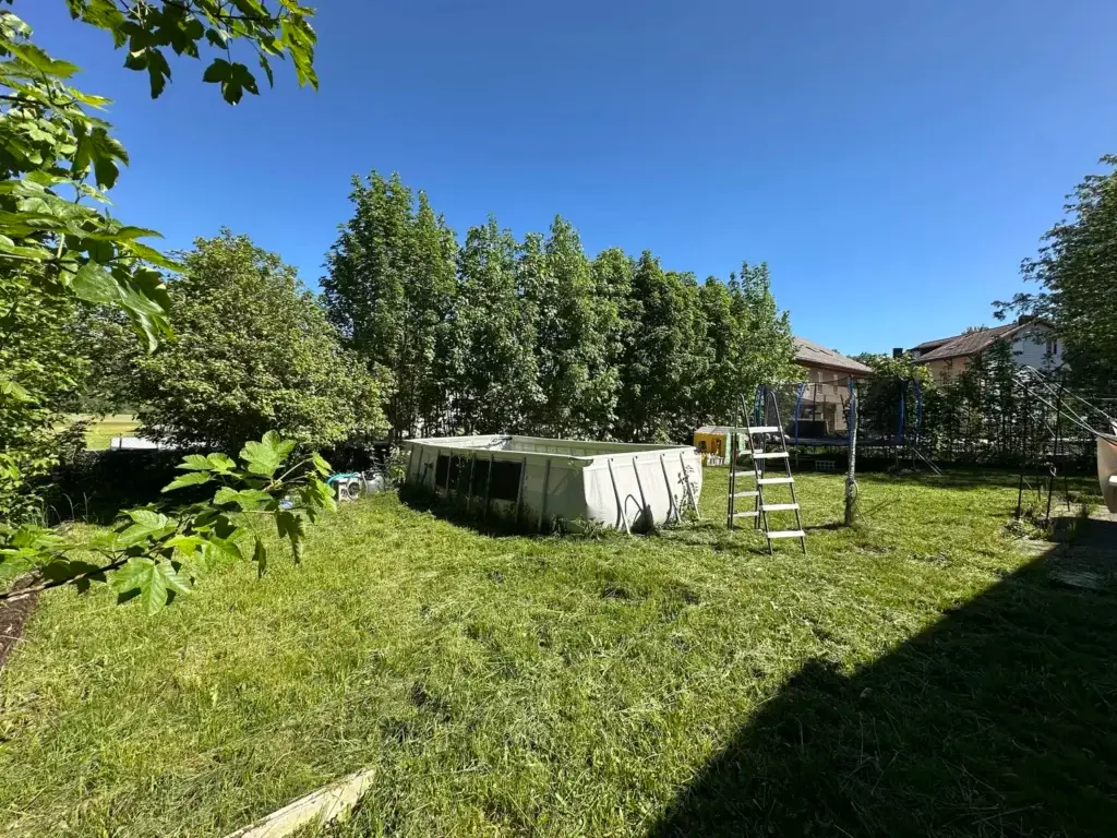 Immeuble de 3 appartements situé au centre du village