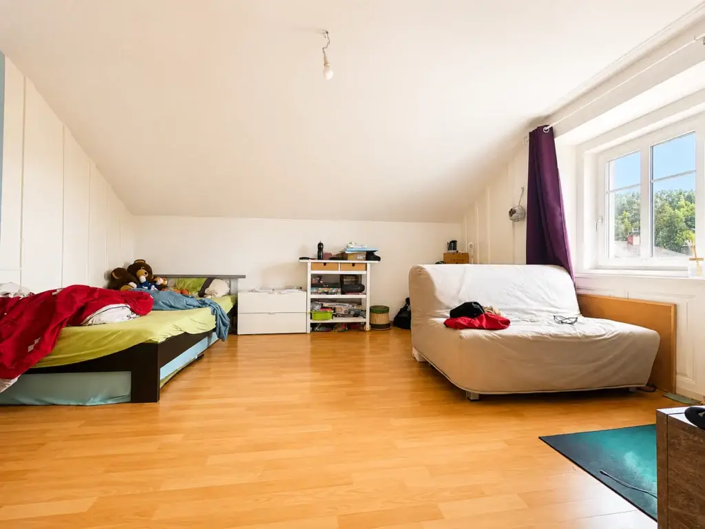Immeuble de 3 appartements spacieux avec dégagement