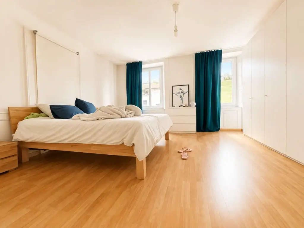 Immeuble de 3 appartements spacieux avec dégagement